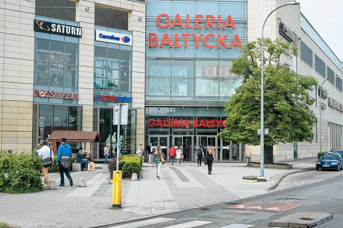 galeria-baltycka-0